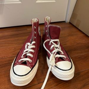 Never Worn Berry Converse Chuck Taylor High Tops Women’s 9.5